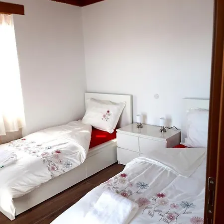 Villa Luksa *