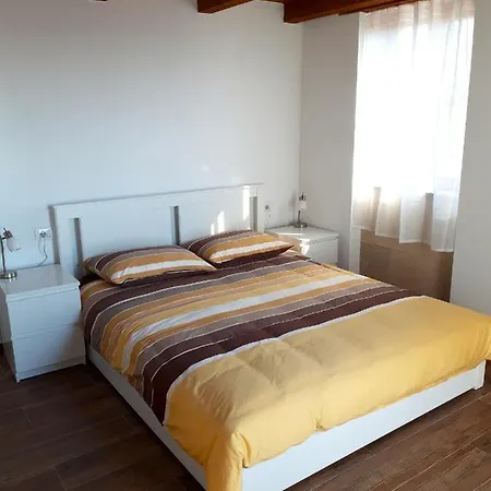 Villa Luksa *